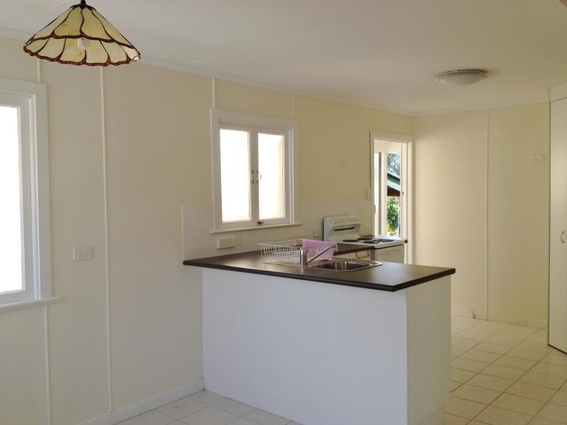 32 Caroline Street, Allenstown QLD 4700